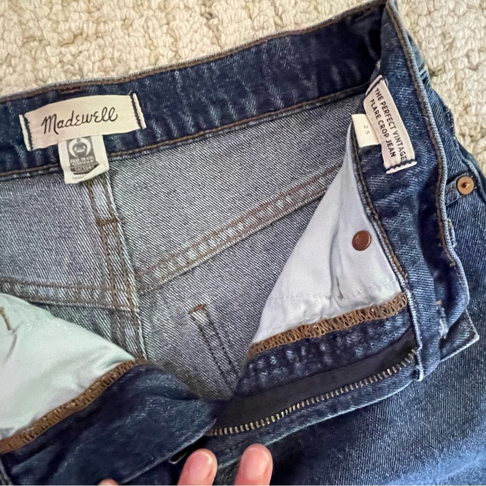 Madewell The Perfect Vintage Flare Crop Jean - Picture 6 of 9